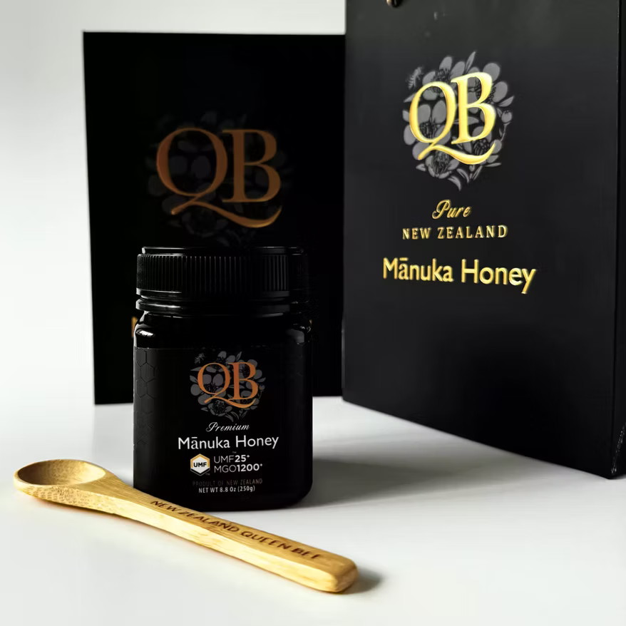 Mānuka Honey Gift Box + Hand Etched Wooden Spoon